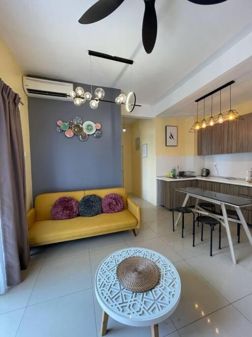 Opahome@Swiss Garden Residence Kuantan Esterno foto